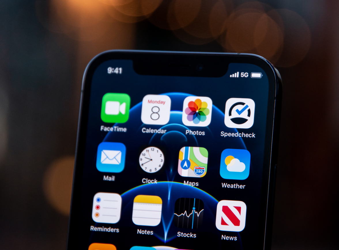 岳池苹果手机维修分享为什么 iPhone 12 在冬季会自动关机 